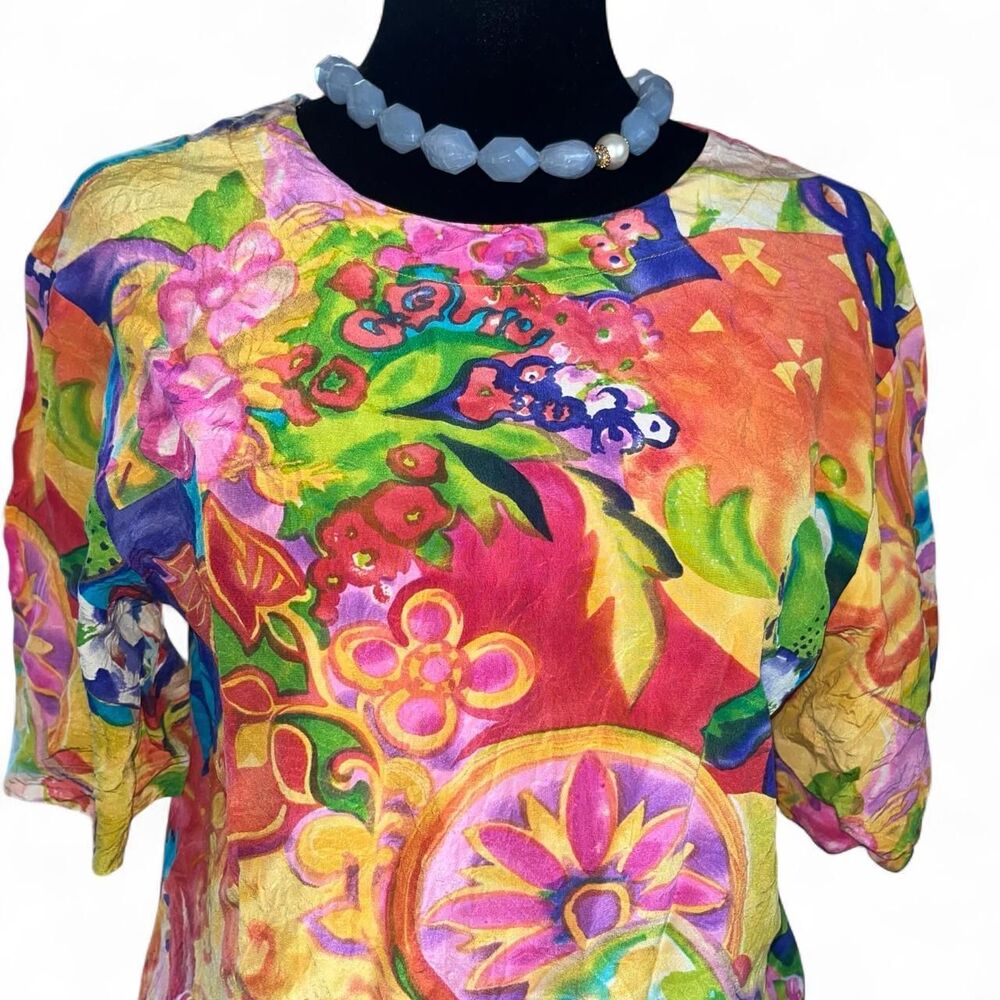 Vintage 1980s 1990s Women's Bright Colorful Floral 100% Silk Blouse